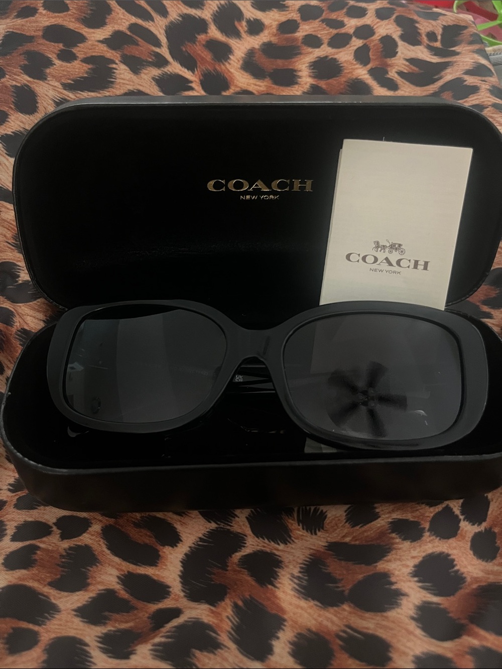 COACH Signature rectangle sunglasses 🕶️